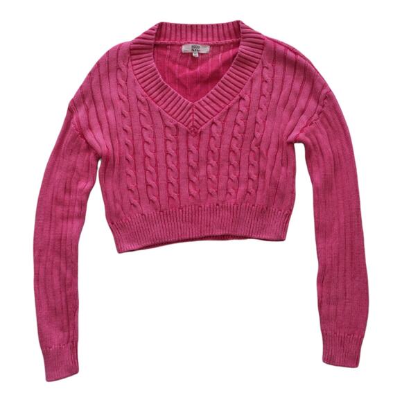 Madden NYC Hot Pink Cable Knit V-Neck Cropped Sweater Size Medium - Picture 1 of 5